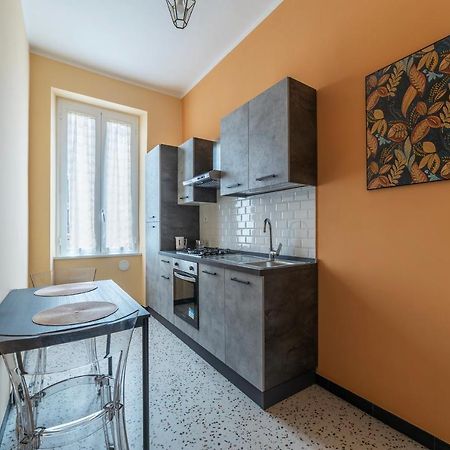 Functional Apartment - Piazza Re Di Roma Bagian luar foto