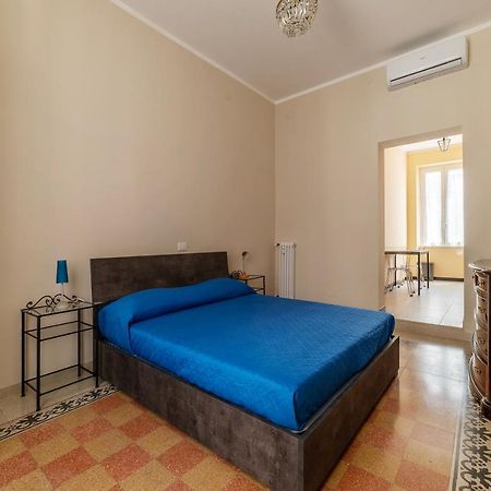Functional Apartment - Piazza Re Di Roma Bagian luar foto