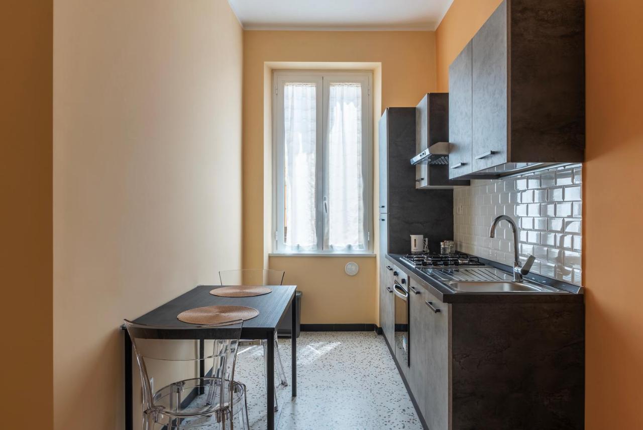 Functional Apartment - Piazza Re Di Roma Bagian luar foto